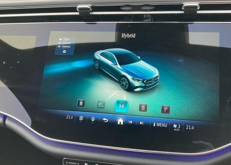 Mercedes-Benz E-Class chauffeur car